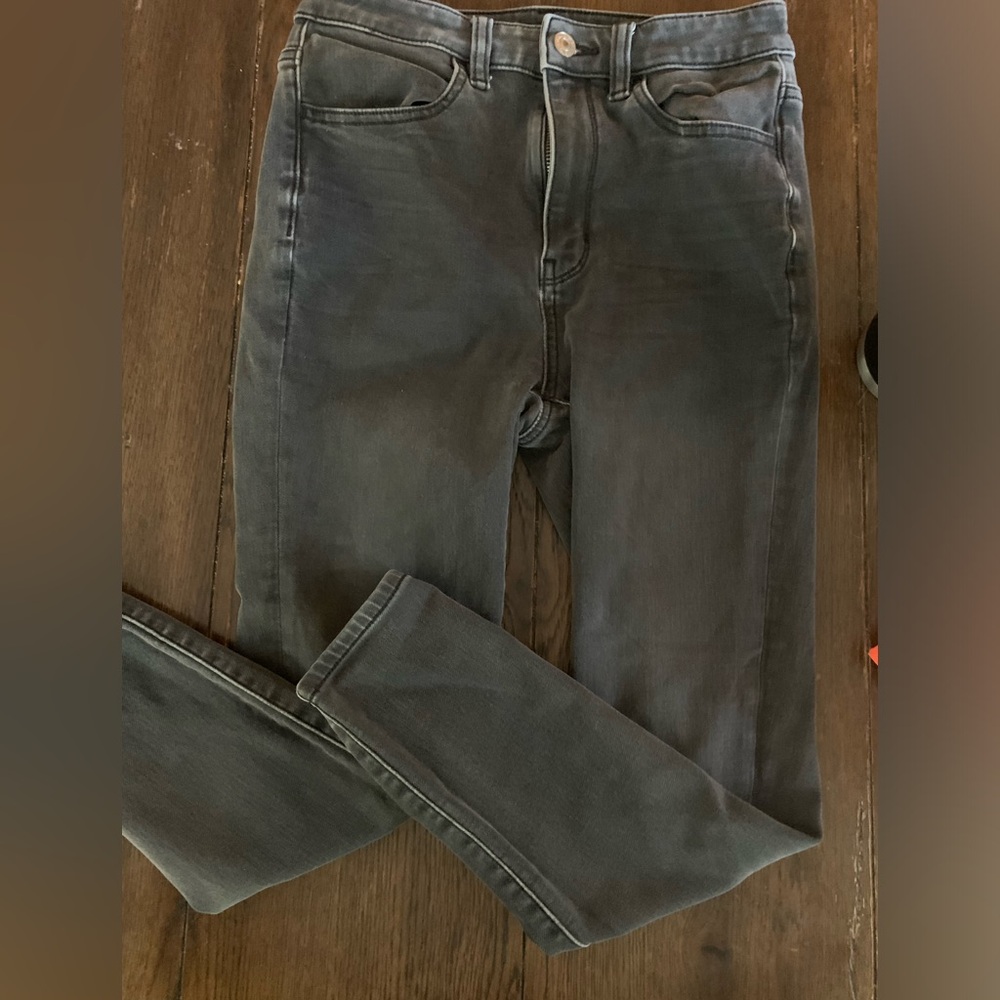 American Eagle size 4 black